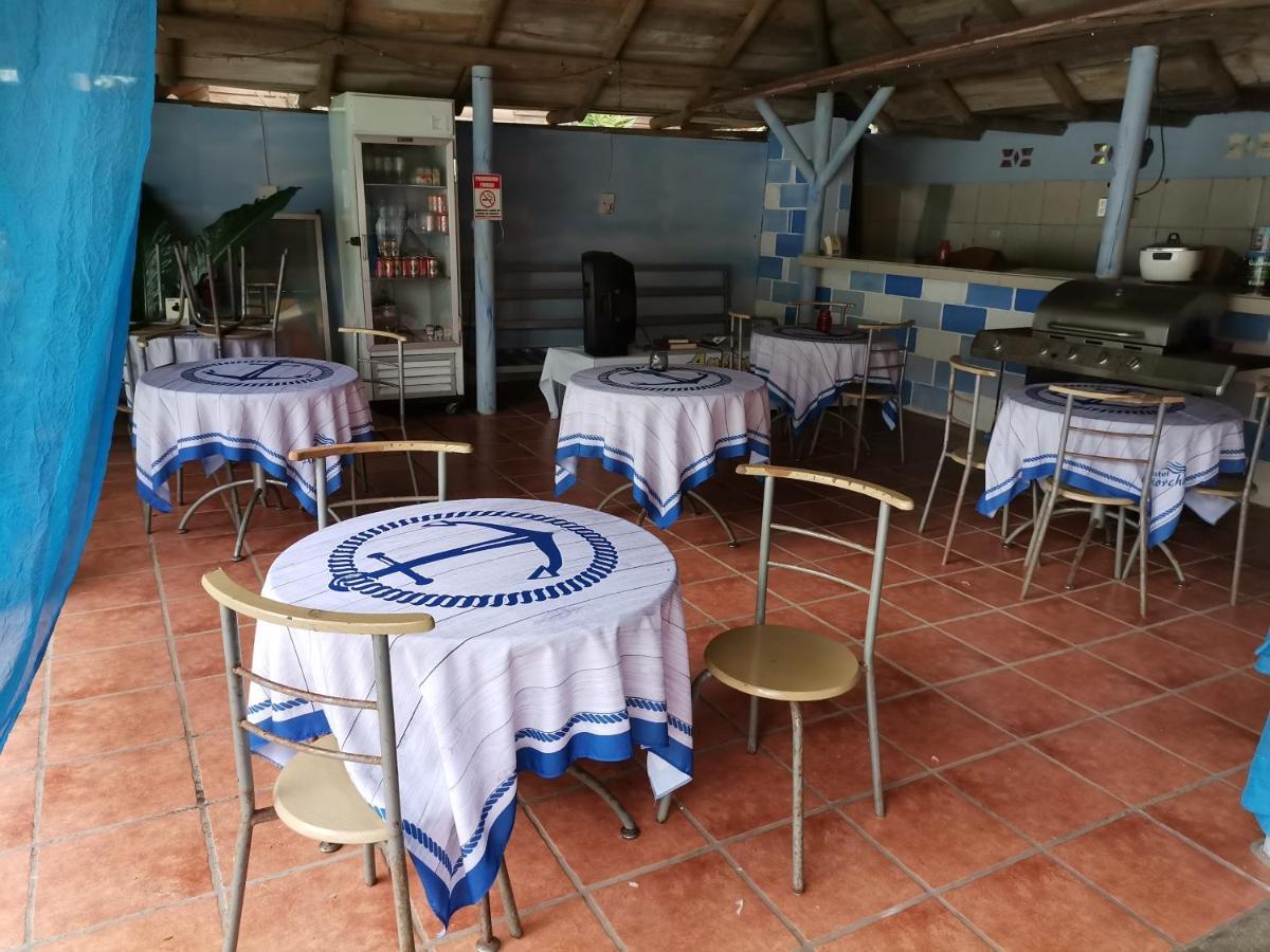 Hostel Antorchas Dominical Exterior photo