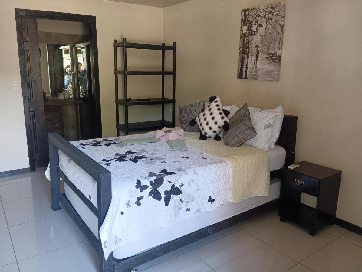 Hostel Antorchas Dominical Room photo